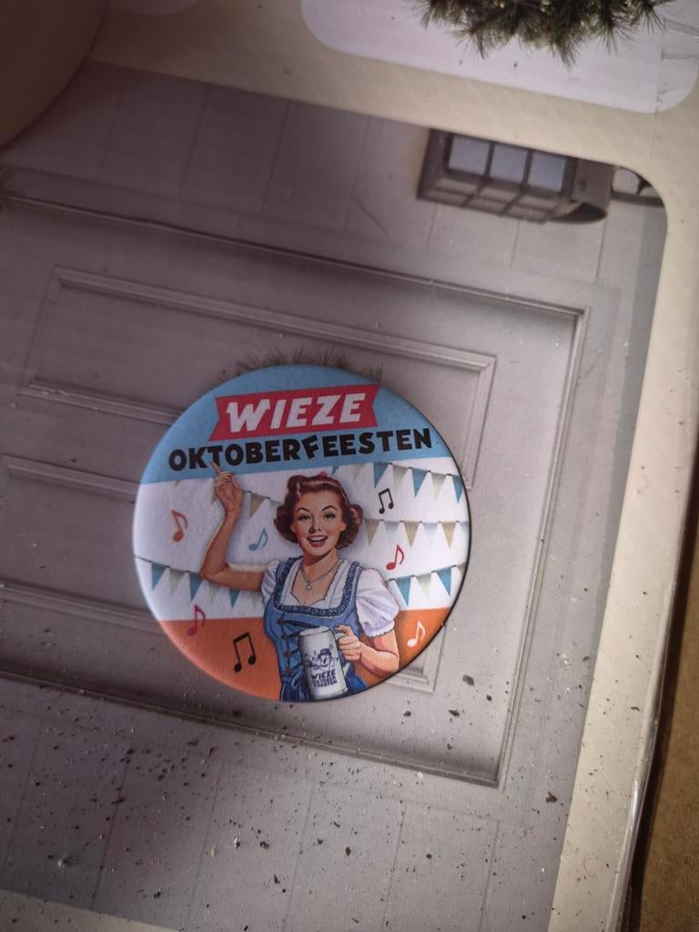 Magneet wieze oktoberfesten, Verzamelen, Verzenden