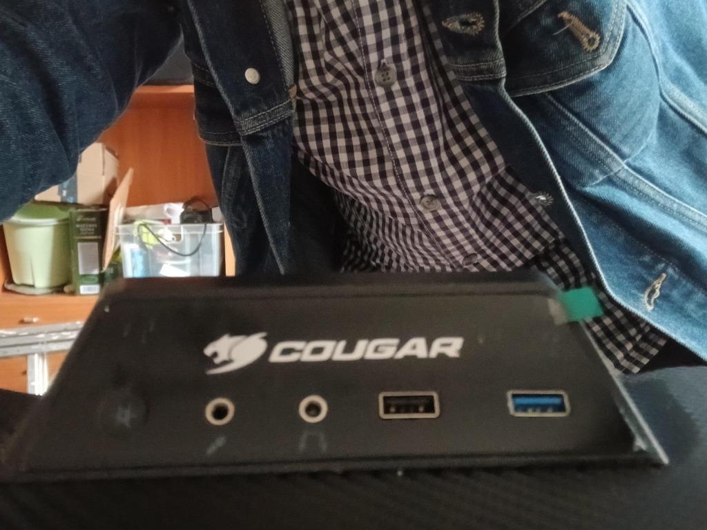 Bureau gaming, Enlèvement, Comme neuf