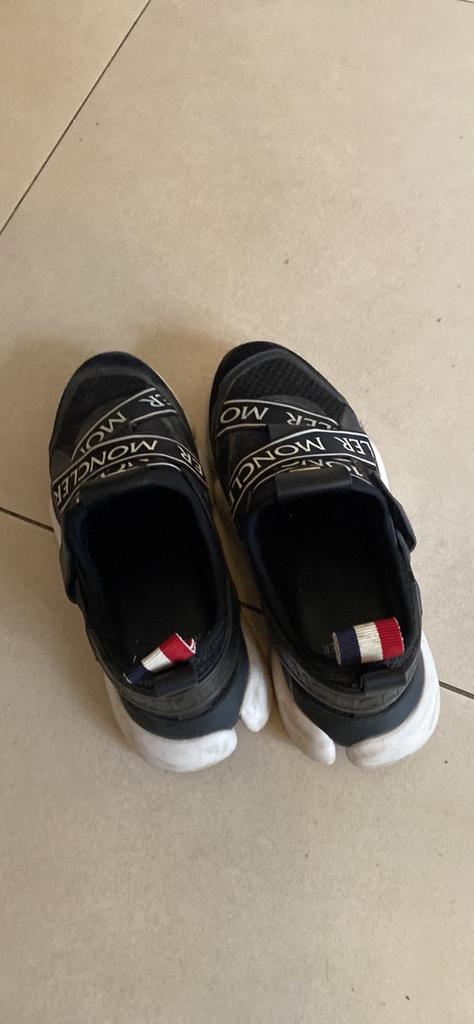 Basket moncler original taille 40, Enfants & Bébés, Enlèvement, Comme neuf