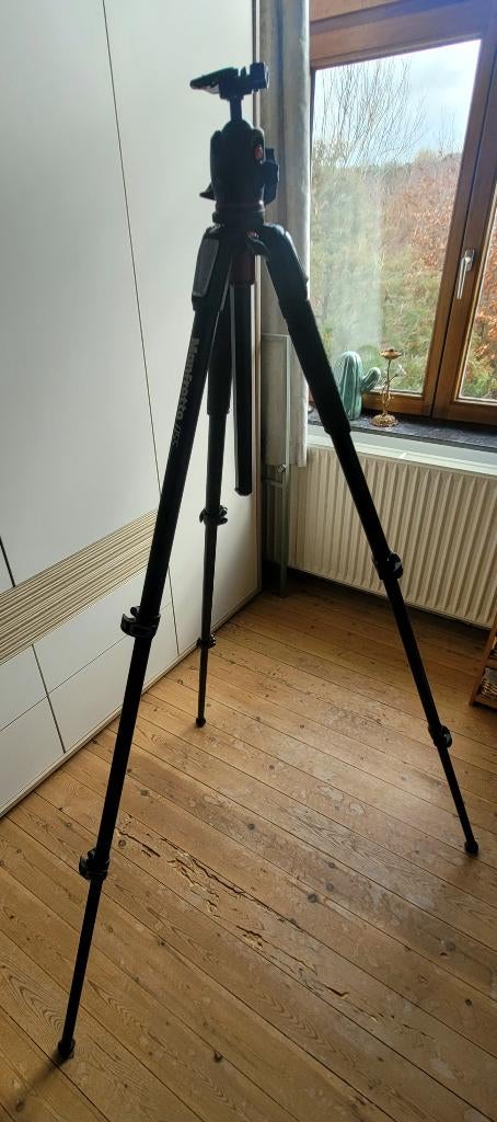 Manfrotto 055 Kit MK055XPRO3 + balhoofd + draagzak, TV, Hi-fi & Vidéo, Avec rotule, 150 à 175 cm, Comme neuf, Enlèvement