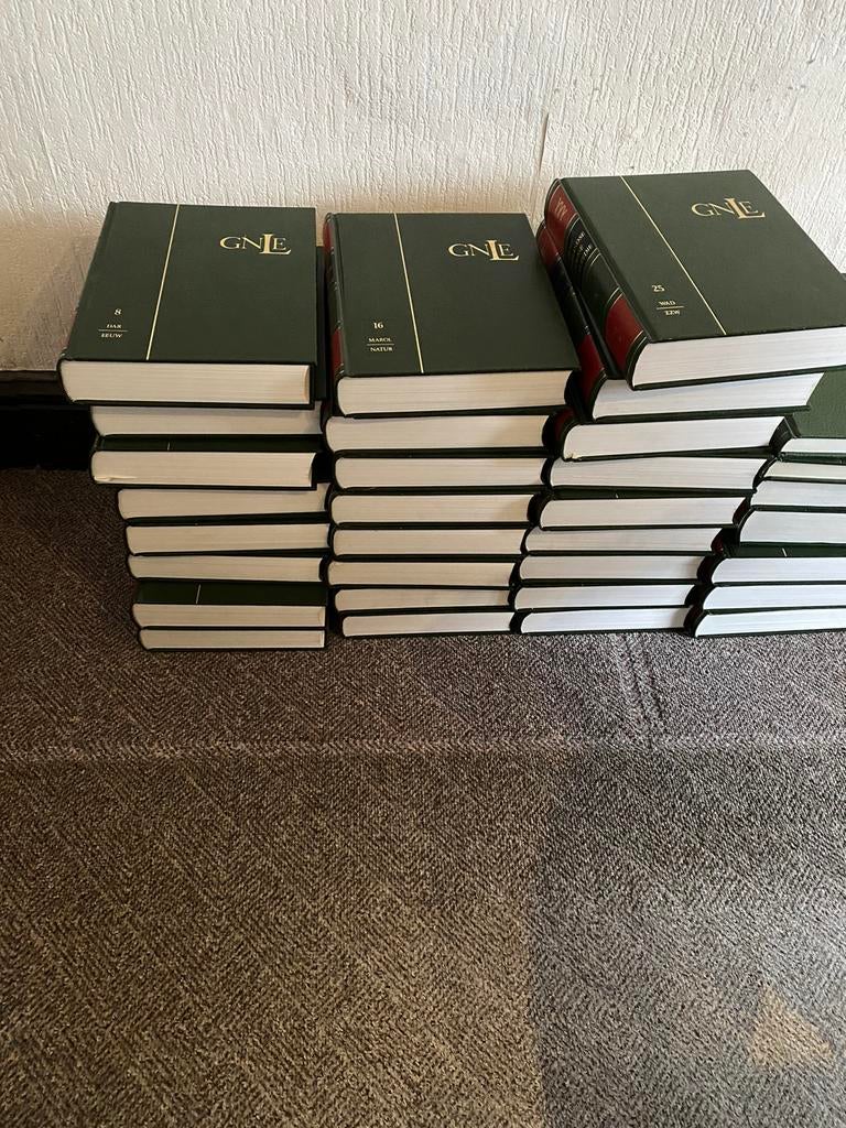 Grote Nederlandse Larousse encyclopedie + 3 Supplementen, Boeken, Encyclopedieën, Ophalen, Zo goed als nieuw