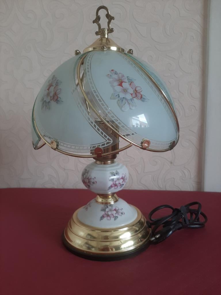 Charmante lampe de table vintage ancienne avec détails flora, Enlèvement ou Envoi, Utilisé