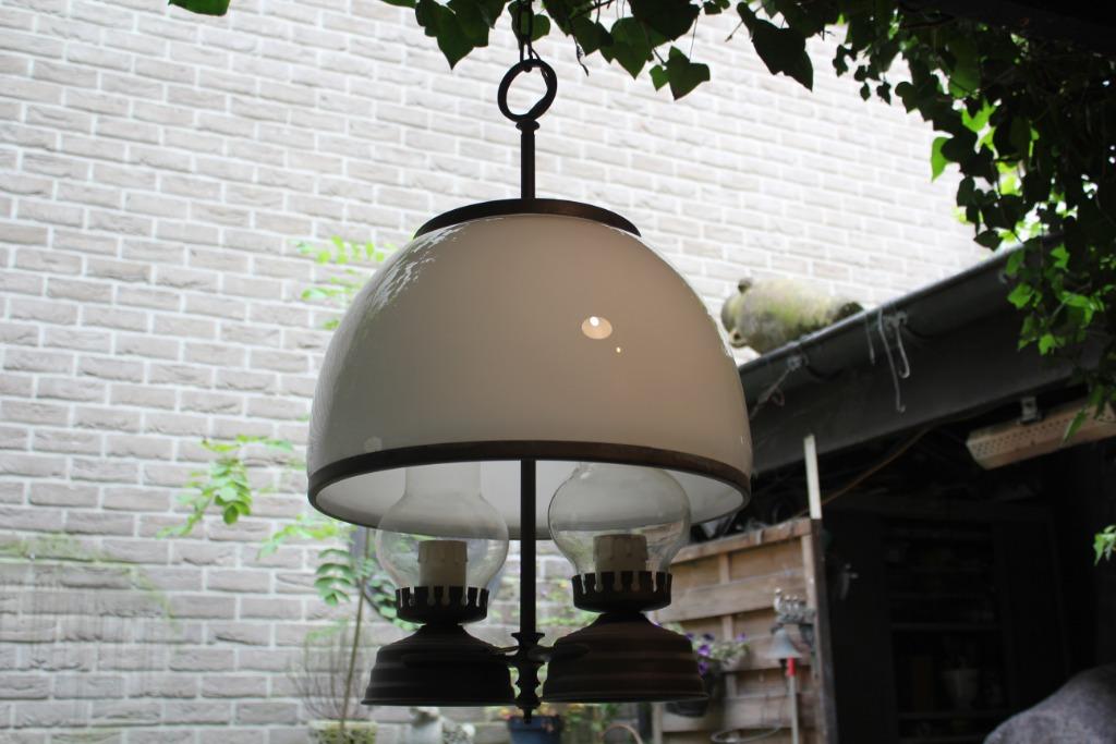 Antieke hanglamp, Ophalen