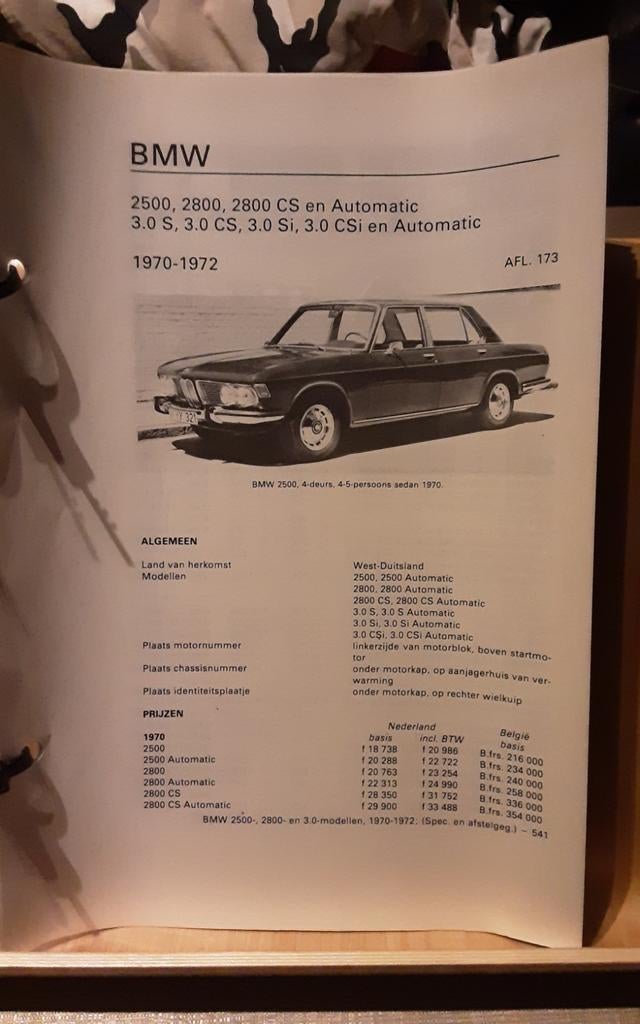 BMW 2500 2800  3.0 technische fiche, Ophalen of Verzenden, Zo goed als nieuw, BMW