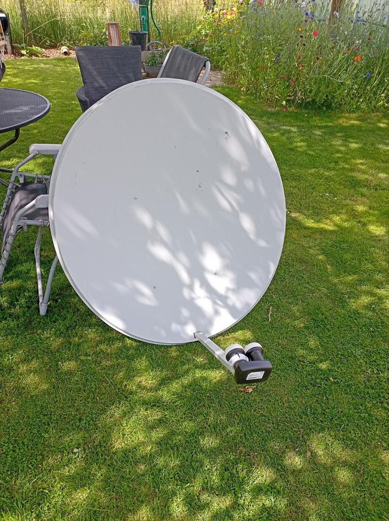 Schotel zeer groot, Caravans en Kamperen, Ophalen, Zo goed als nieuw
