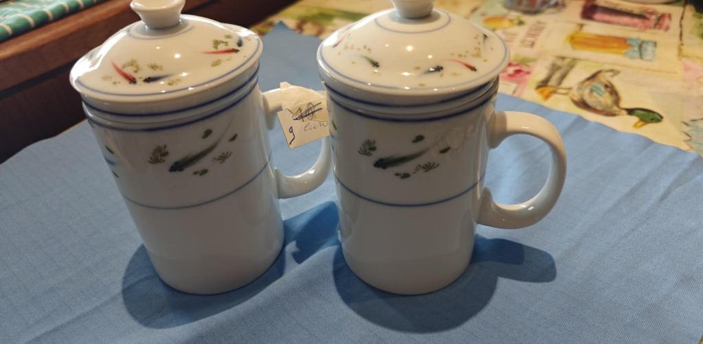 tasse à thé en porcelaine blanche avec filtre et couvercle, Maison & Meubles, Enlèvement ou Envoi, Comme neuf, Porcelaine, Tasse(s) et/ou soucoupe(s)