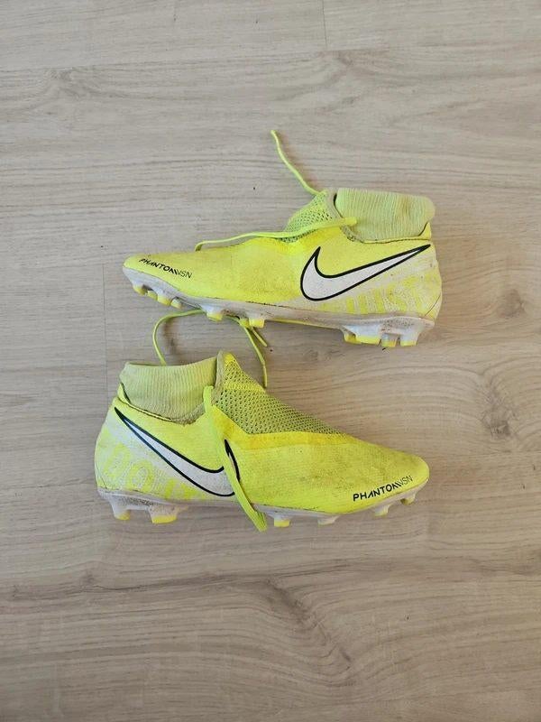 Nike Phantom VSN Vision MG Multiground Ghost lace 40.5, Sports & Fitness, Football, Enlèvement, Utilisé, Chaussures