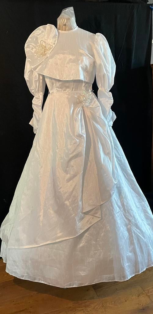 Robe de mariée blanche Taille 38-40, Vêtements | Femmes, Enlèvement ou Envoi, Sans marque, Robe de mariée, Porté