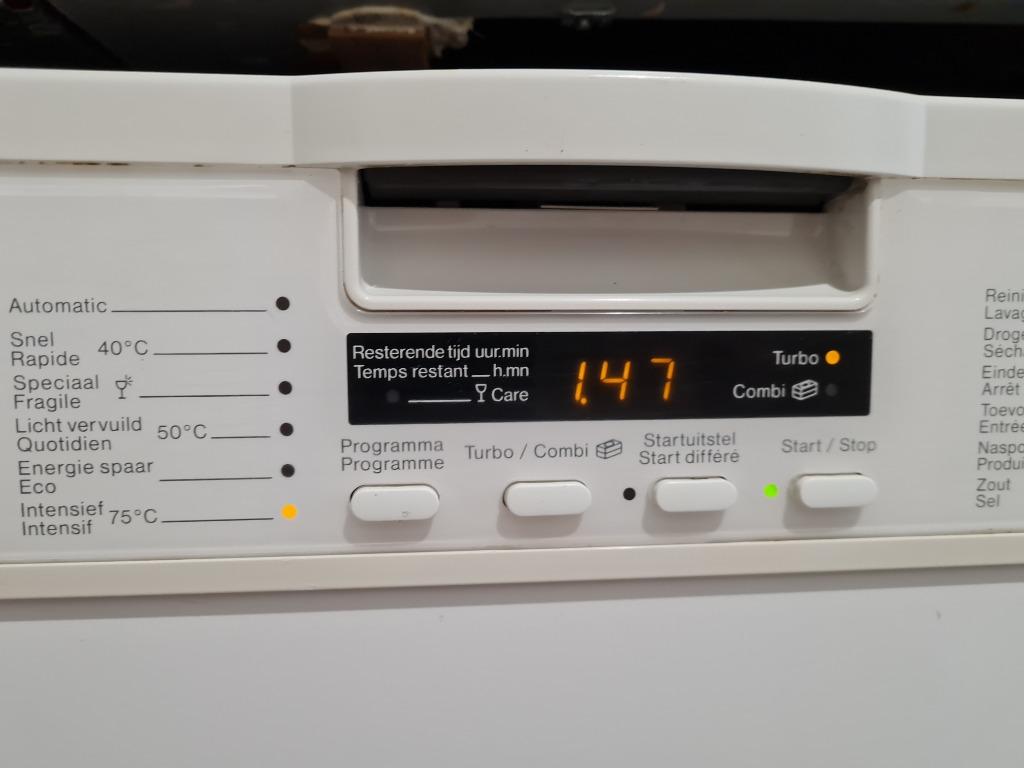 Lave-vaisselle Miele, Electroménager, Lave-vaisselle, Enlèvement, Utilisé, Autoportant, Classe énergétique A ou plus économe