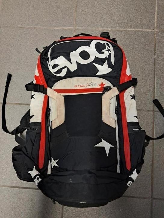Evoc FR Trail Unlimited 20l Backpack with Protector, Enlèvement
