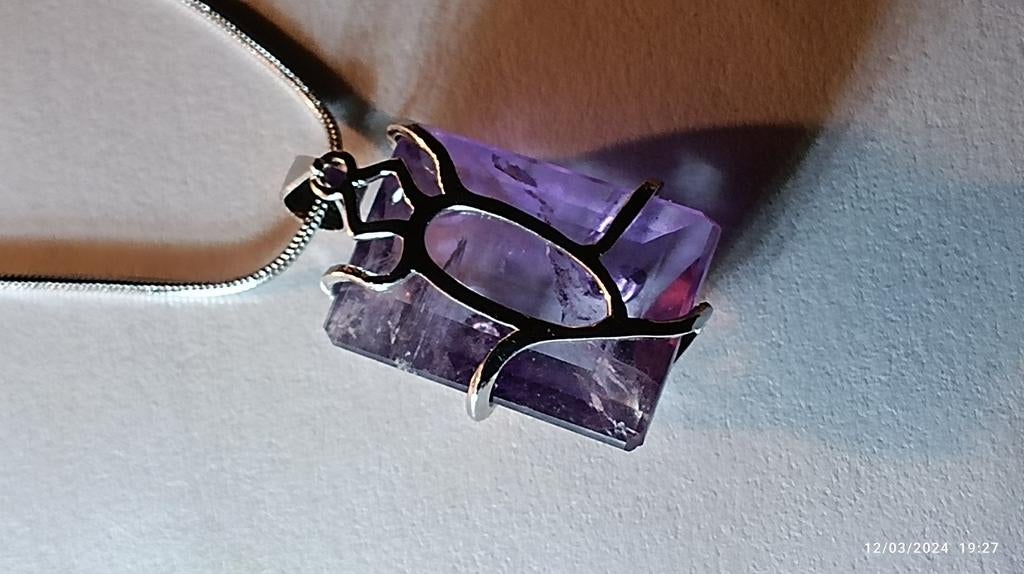 Pendentif en argent massif avec améthyste de Brésil, Neuf, Enlèvement ou Envoi, Avec pierre précieuse, Violet