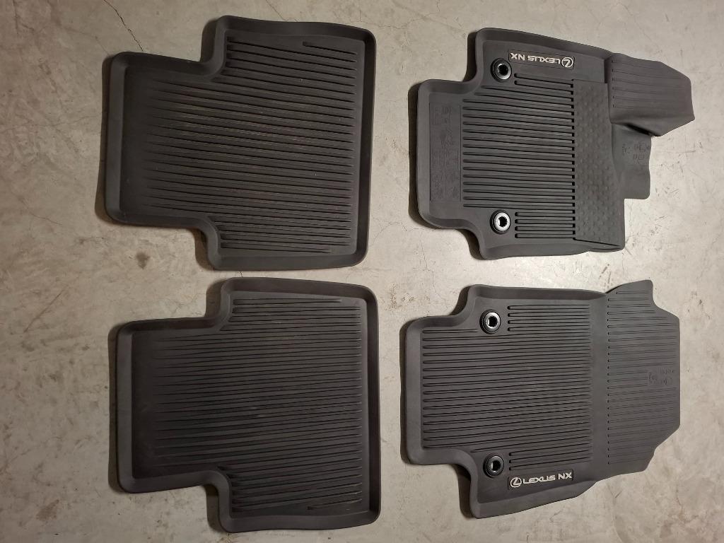 LEXUS NX 2022 - SET RUBBEREN MATTEN, Ophalen, Gebruikt