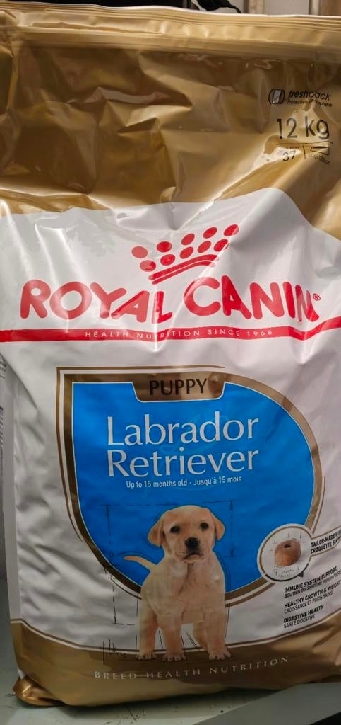 Labrador puppy royal canin 12kg. Nog luchtdicht verpakt., Dieren en Toebehoren, Ophalen
