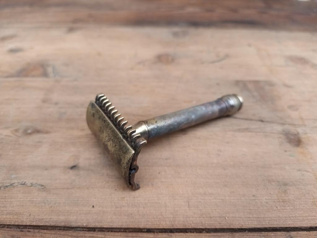 Gilette razor WW2 made in USA, Verzamelen, Ophalen of Verzenden, Landmacht, Overige typen