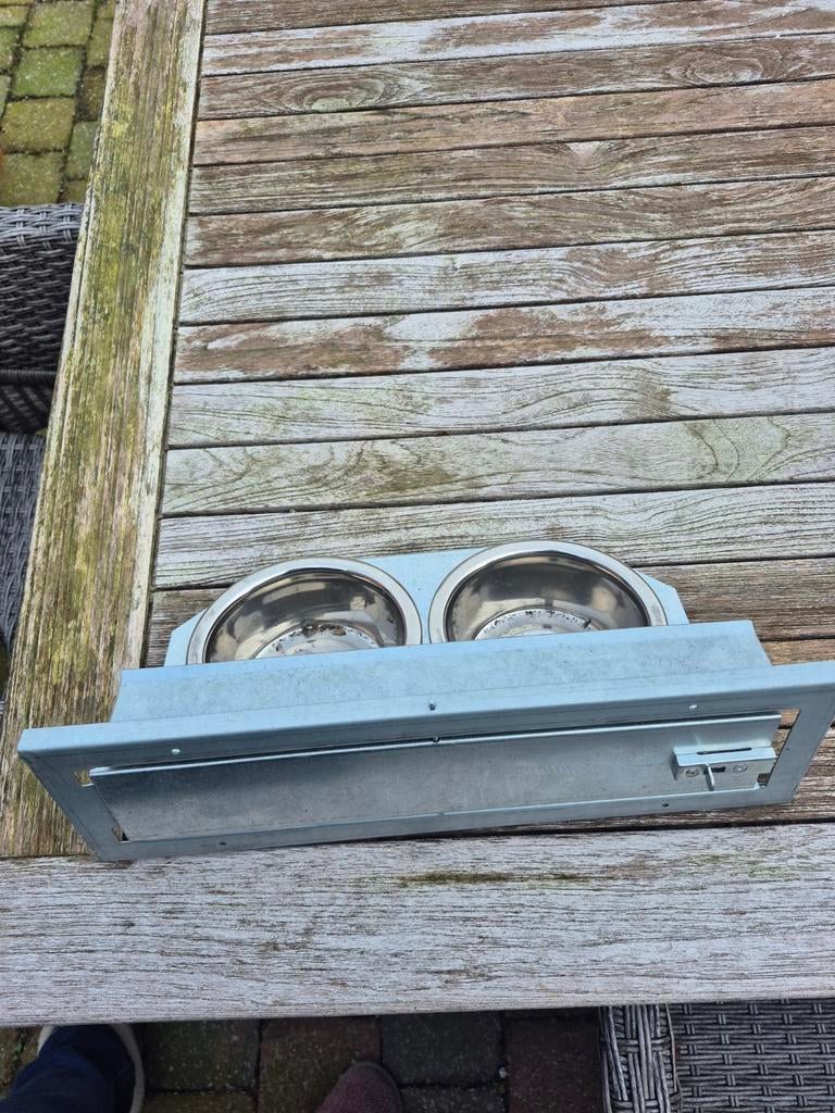 Aluminium inbouwvoederbak, Ophalen, Nieuw