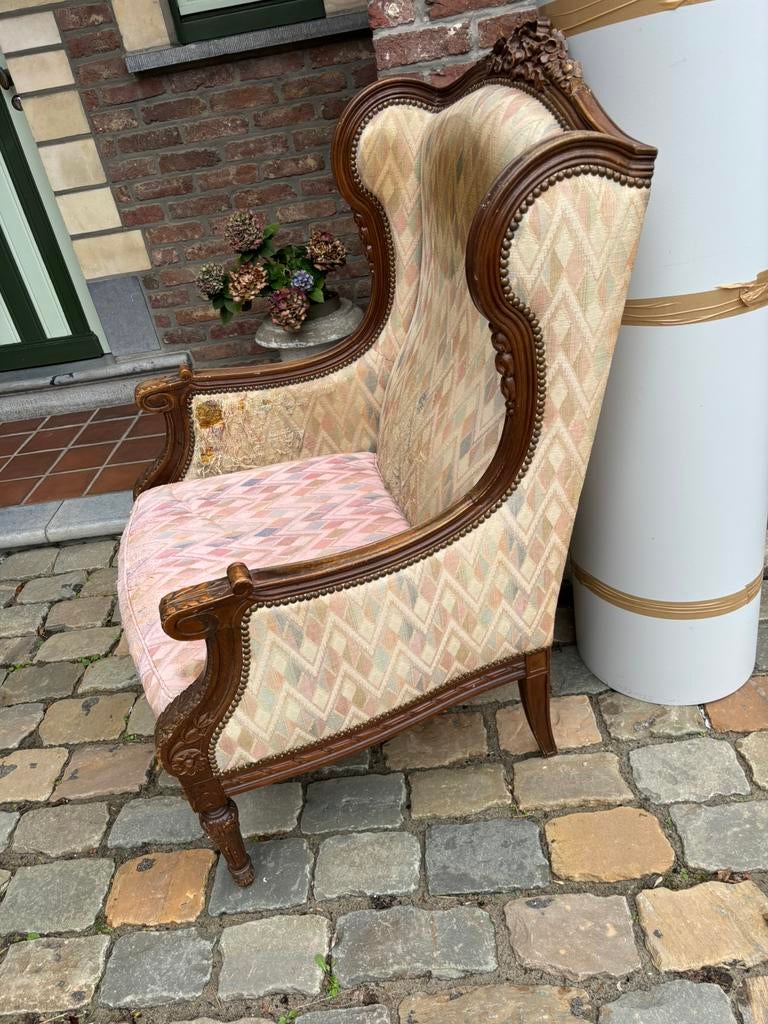 oude zetel nog te stofferen, Ophalen