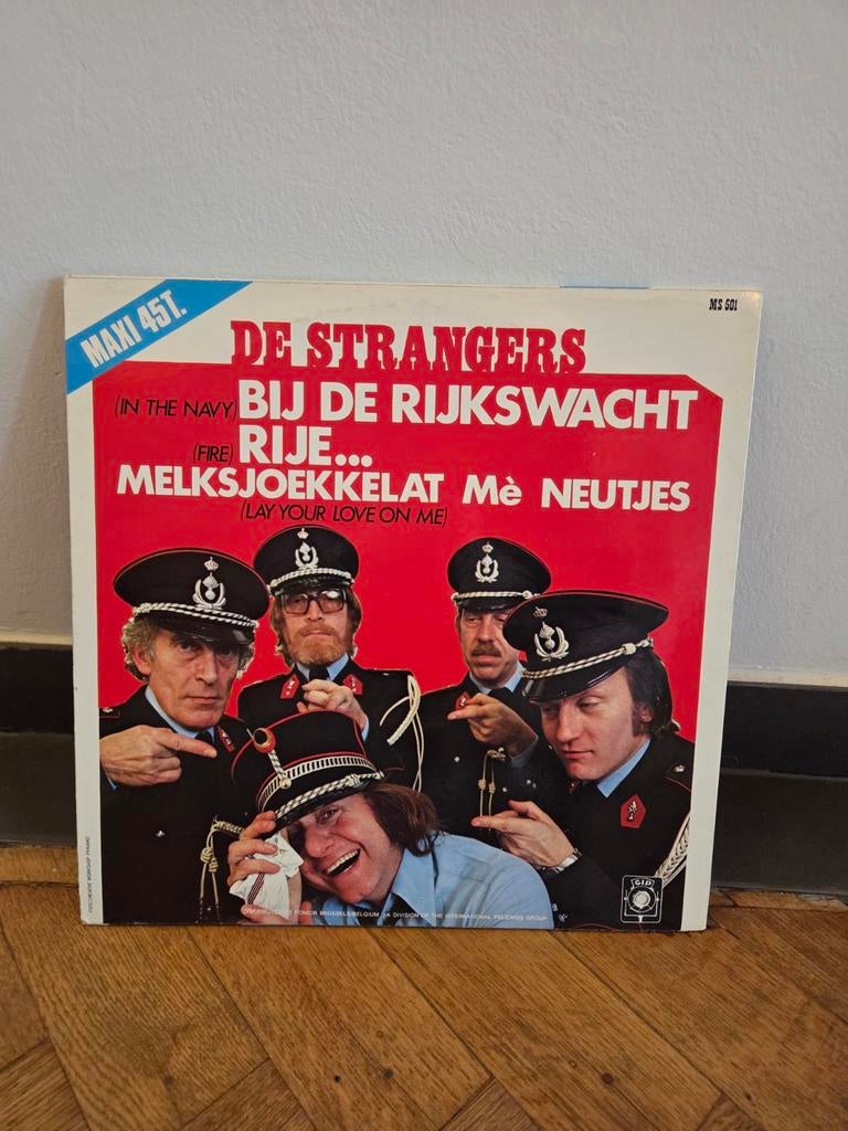 LP The Strangers, Ophalen of Verzenden, Gebruikt, 12 inch, Levenslied of Smartlap