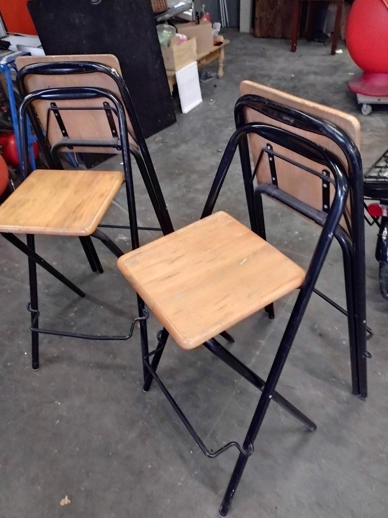 tabouret de bar, Avec repose-pieds, 4 tabourets, Enlèvement, Utilisé