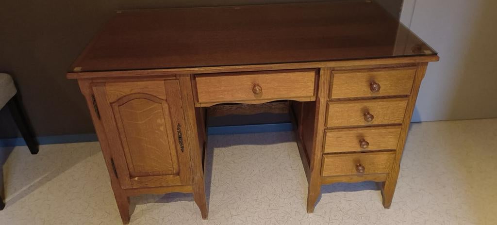 Eiken bureau, Ophalen
