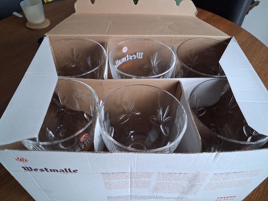 6 Westmalle glazen, Ophalen