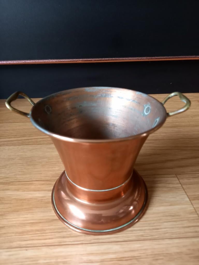 KOPEREN BLOEMPOT MET HENGSELS, Antiek en Kunst, Ophalen of Verzenden