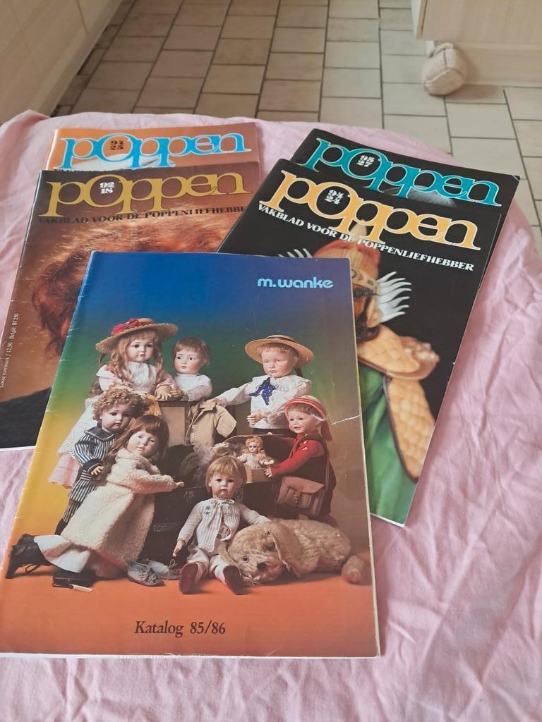Tijdschriften ; POPPEN  een weekblad voor de popenliefhebber, Enlèvement ou Envoi, Comme neuf