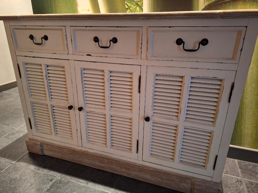 Witte houten dressoir  - Basse Cour (Maisons du Monde), Huis en Inrichting, Kasten | Dressoirs, Ophalen, Gebruikt, Landelijk, Grenenhout