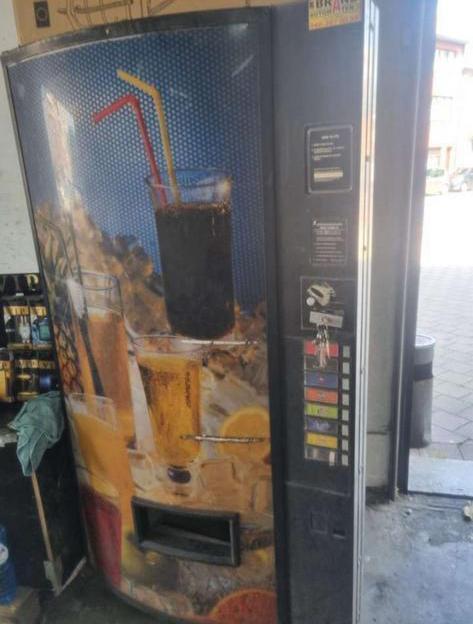 Vendingmachine drankautomaat, Verzamelen, Ophalen, Zo goed als nieuw