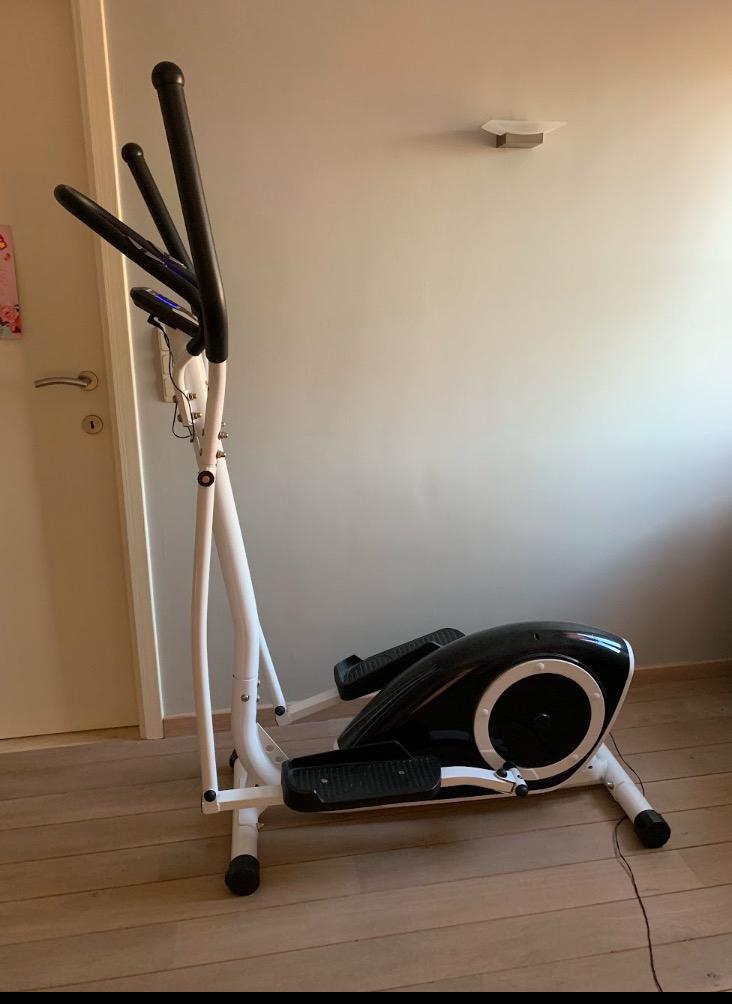 Vélo elliptique fitness de marque Proform, Sports & Fitness, Appareils de fitness, Comme neuf, Vélo elliptique, Métal, Enlèvement