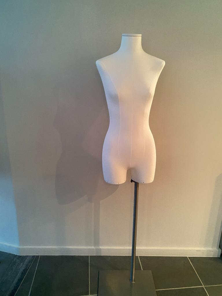 mannequin (stylo), avec ou sans support, homme/femme, Enlèvement, Comme neuf