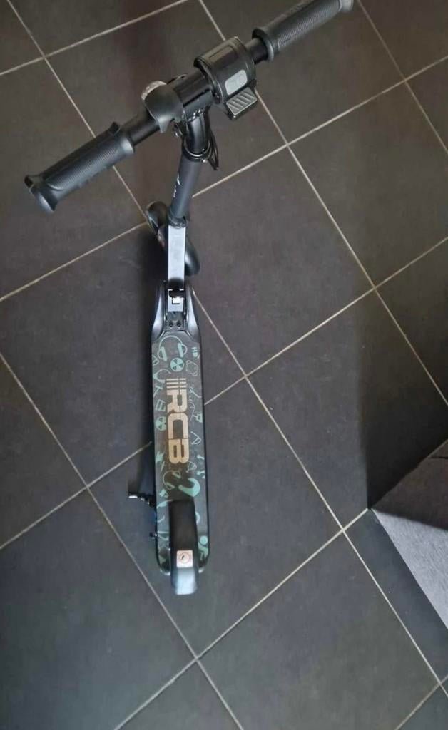 TROTINETTE ELECTRIQUE ENFANT RCB, Enlèvement ou Envoi, Utilisé, Step électrique (E-scooter), Rcb