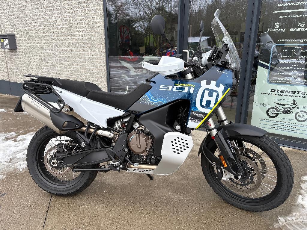 HUSQVARNA NORDEN EXPEDITION, Motos, Motos | Husqvarna, Éclairage LED, Entreprise, 2 cylindres, Permis Moto A2 minimum