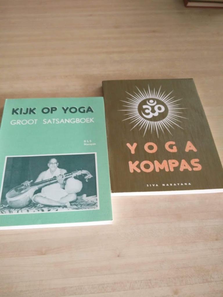 Boeken over YOGA, verschillende., Boeken, Ophalen of Verzenden, Zo goed als nieuw, Overige sporten