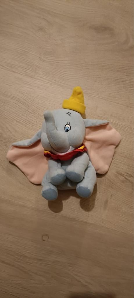 Dumbo 16cm, Kinderen en Baby's, Speelgoed | Knuffels en Pluche, Ophalen of Verzenden, Zo goed als nieuw