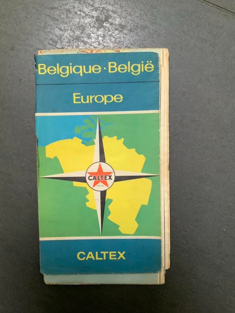 Vintage wegenkaart Caltex Belgie en Luxemburg 1958, Boeken, Atlassen en Landkaarten, Ophalen of Verzenden, Gelezen