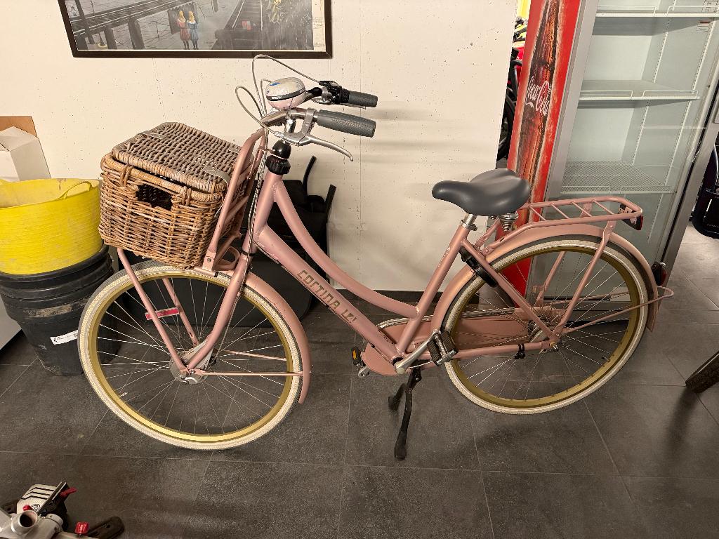 Fiets Cortina te koop, Fietsen en Brommers, Fietsen | Dames | Damesfietsen, Ophalen, Zo goed als nieuw, Overige merken, Versnellingen