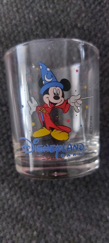 2 verres à shot disneyland, Collections, Disney, Enlèvement ou Envoi, Mickey Mouse, Comme neuf