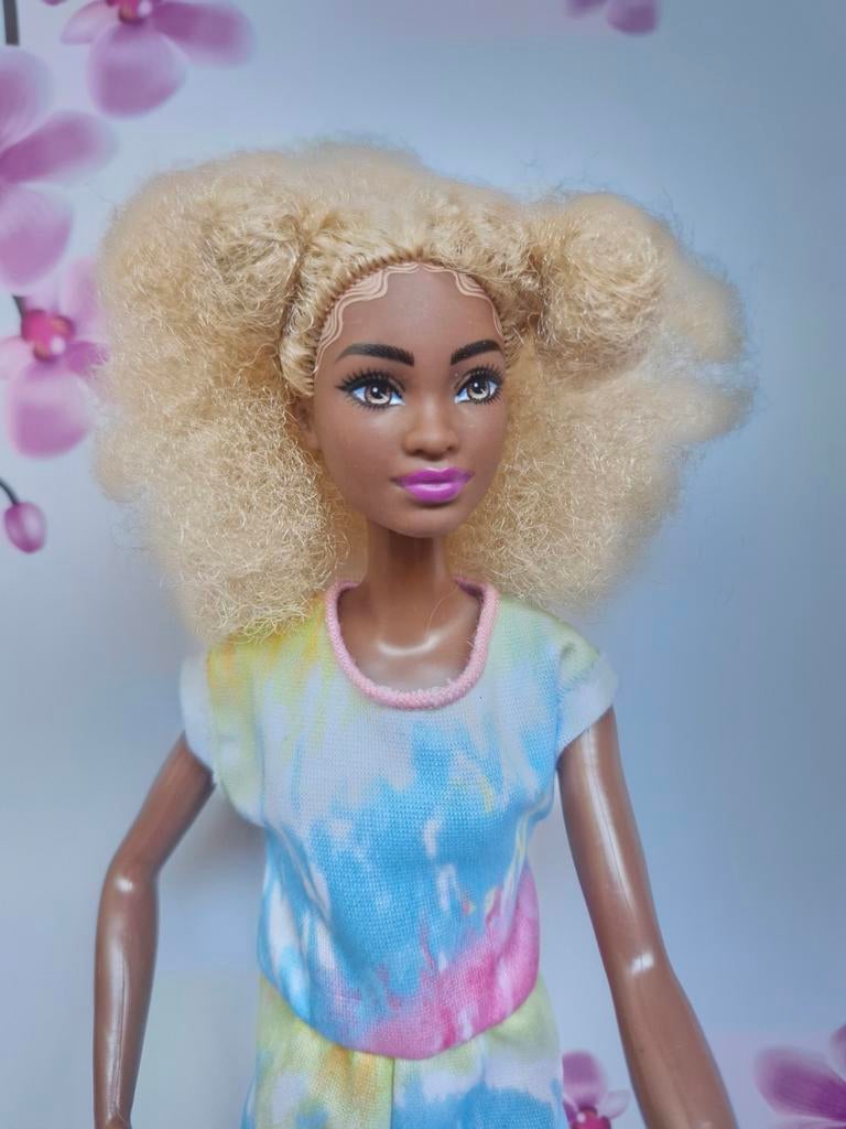 🩷 Barbie Pop Afro Haren, Verzamelen, Poppen, Ophalen of Verzenden, Zo goed als nieuw, Pop, Levensecht of Reborn