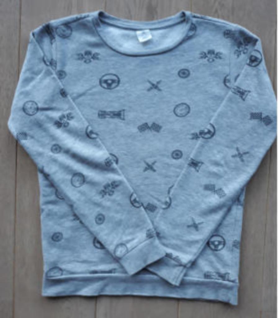 Grijze trui Hema jongen maat 146 – 152, Kinderen en Baby's, Kinderkleding | Maat 146, Trui of Vest, Ophalen of Verzenden, Zo goed als nieuw