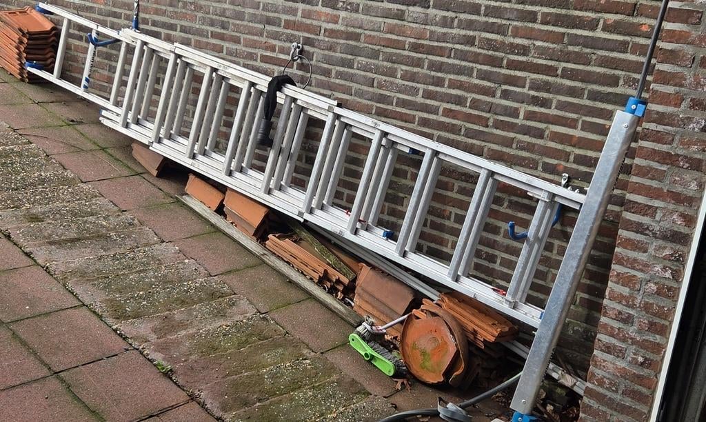 Nieuwe ladder 3x10 alumex, Doe-het-zelf en Bouw, Ladders en Trappen, Ophalen, Ladder
