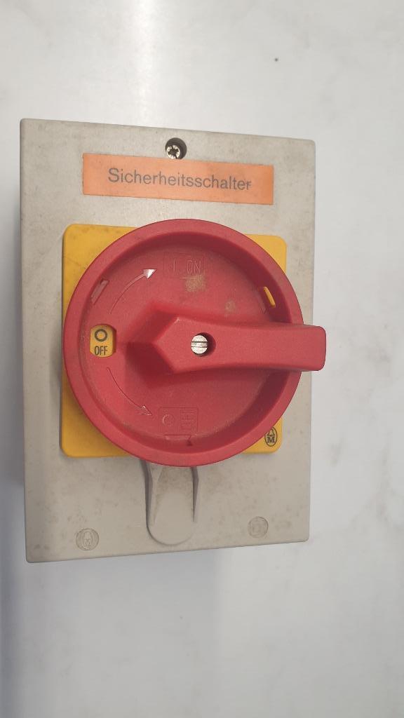jw1313: veiligheidsschakelaar werkschakelaar klockner Moeler, Ophalen of Verzenden, Gebruikt