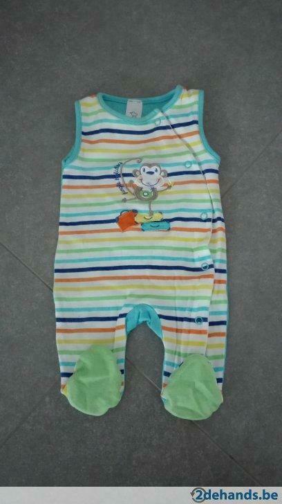 pyjama of kruippakje baby maat 56 C&A, Enlèvement ou Envoi, Utilisé, Garçon, Costume