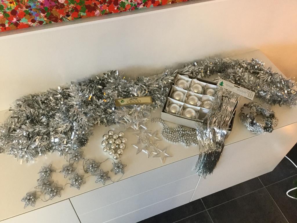 pakket zilveren kerstversiering, Ophalen, Zo goed als nieuw