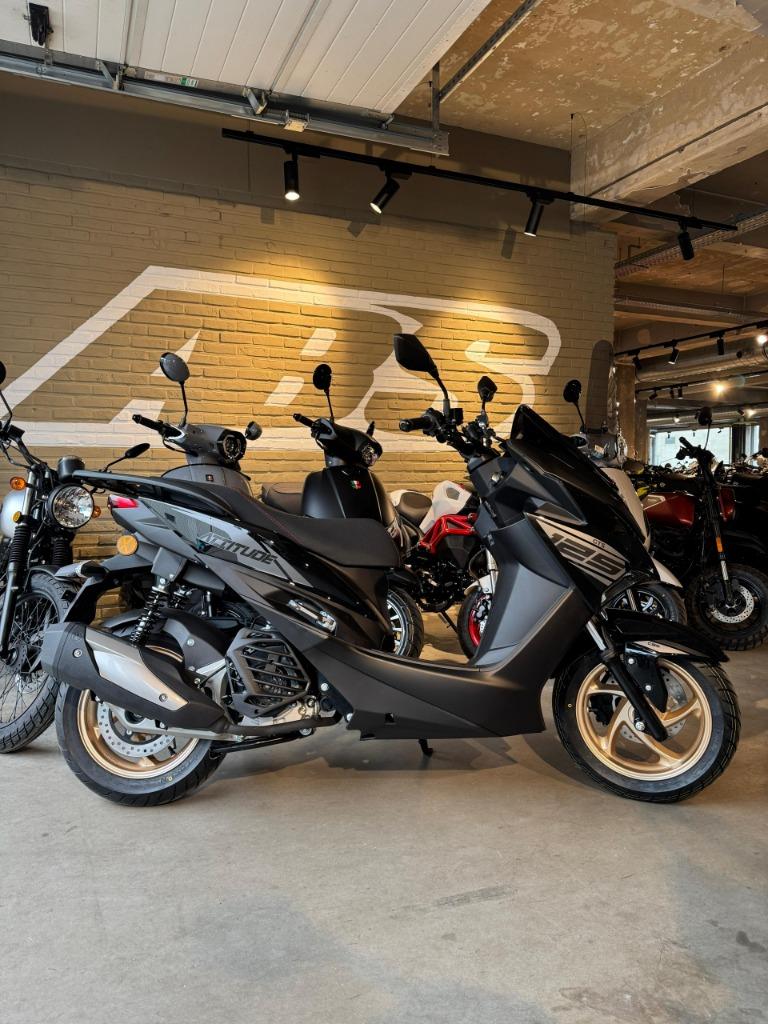 GTS Attitude 125cc scooter *Nieuw*, Scooter, Bedrijf, 125 cc, GTS