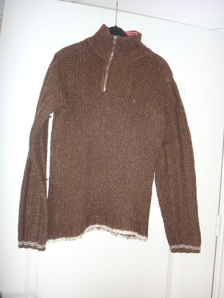 T.K. Tommy Hilfiger trui maat S nog in goede staat, Kleding | Heren, Truien en Vesten, Bruin, Ophalen of Verzenden, Tommy hilfiger