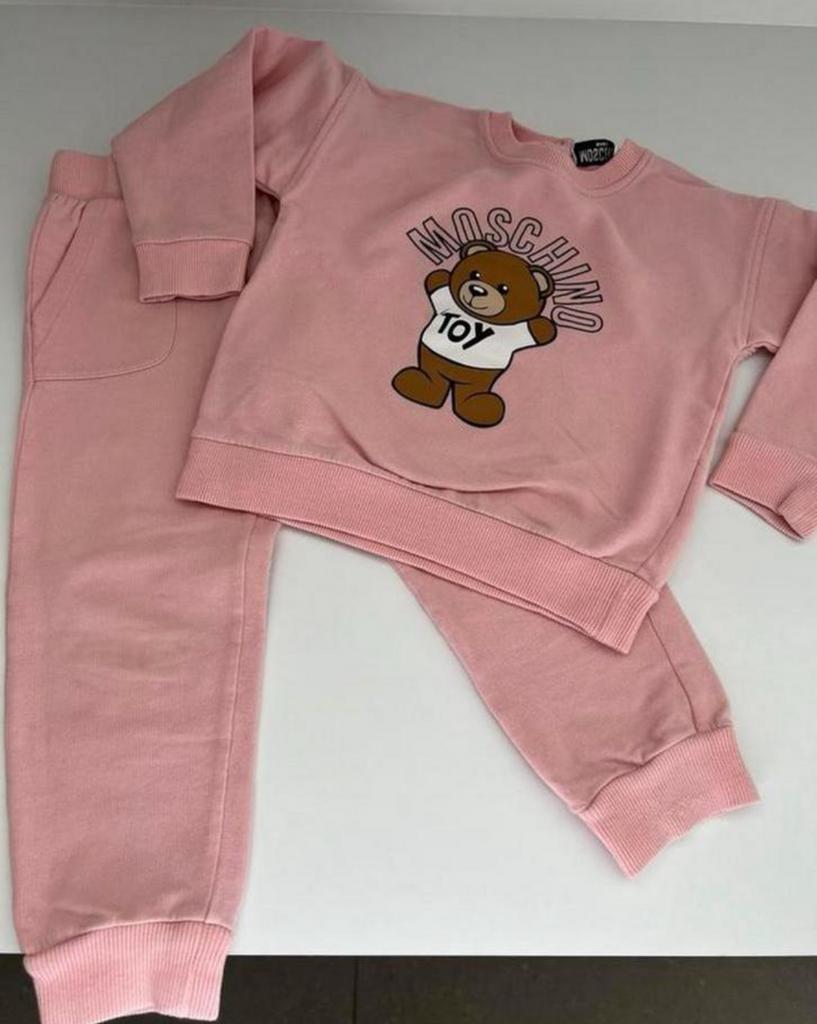Moschino jogging roze 2 jaar, Ophalen of Verzenden, Gebruikt, Broek