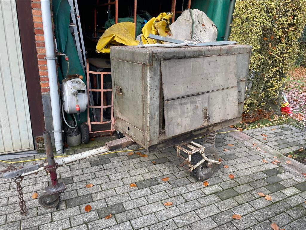 Stroomgenerator benzine jaar 53, Ophalen
