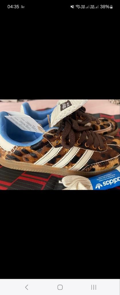 Tennis pointure 40, Kleding | Dames, Ophalen of Verzenden, Zo goed als nieuw