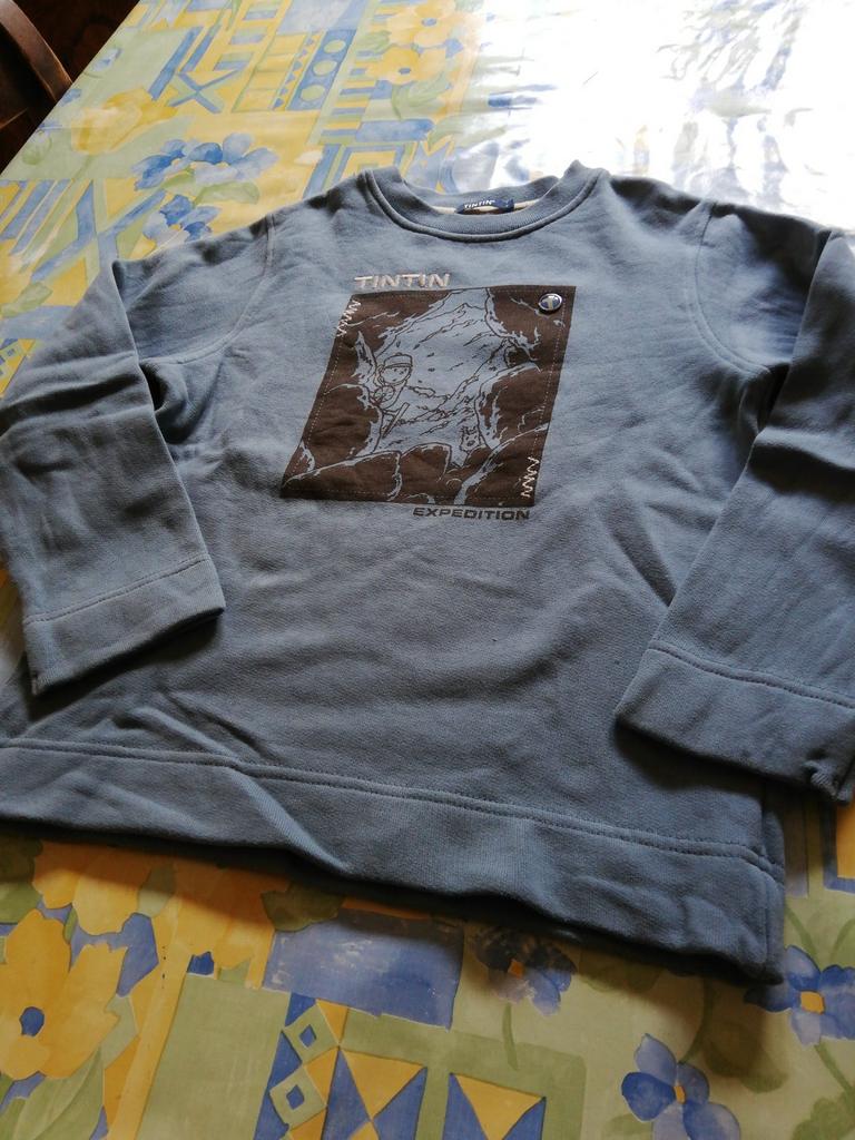 Sweat-shirt Tintin bleu clair. Taille 6 ans. Neuf., Enlèvement ou Envoi, Comme neuf