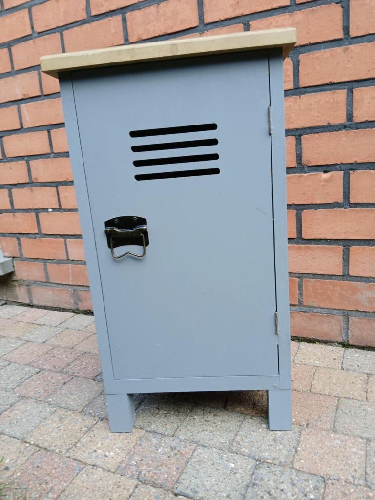 Bijzetkastje - extra opbergkastje - Bod steeds welkom, Ophalen, Zo goed als nieuw